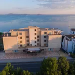 Aparthotel Crotiria -
